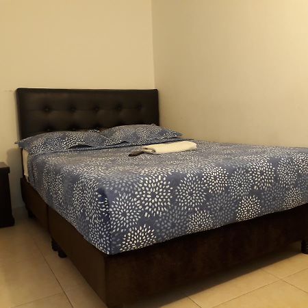 Aparta Hotel Victoria In โบโกตา ภายนอก รูปภาพ